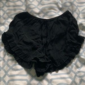 Brandy Melville black shorts